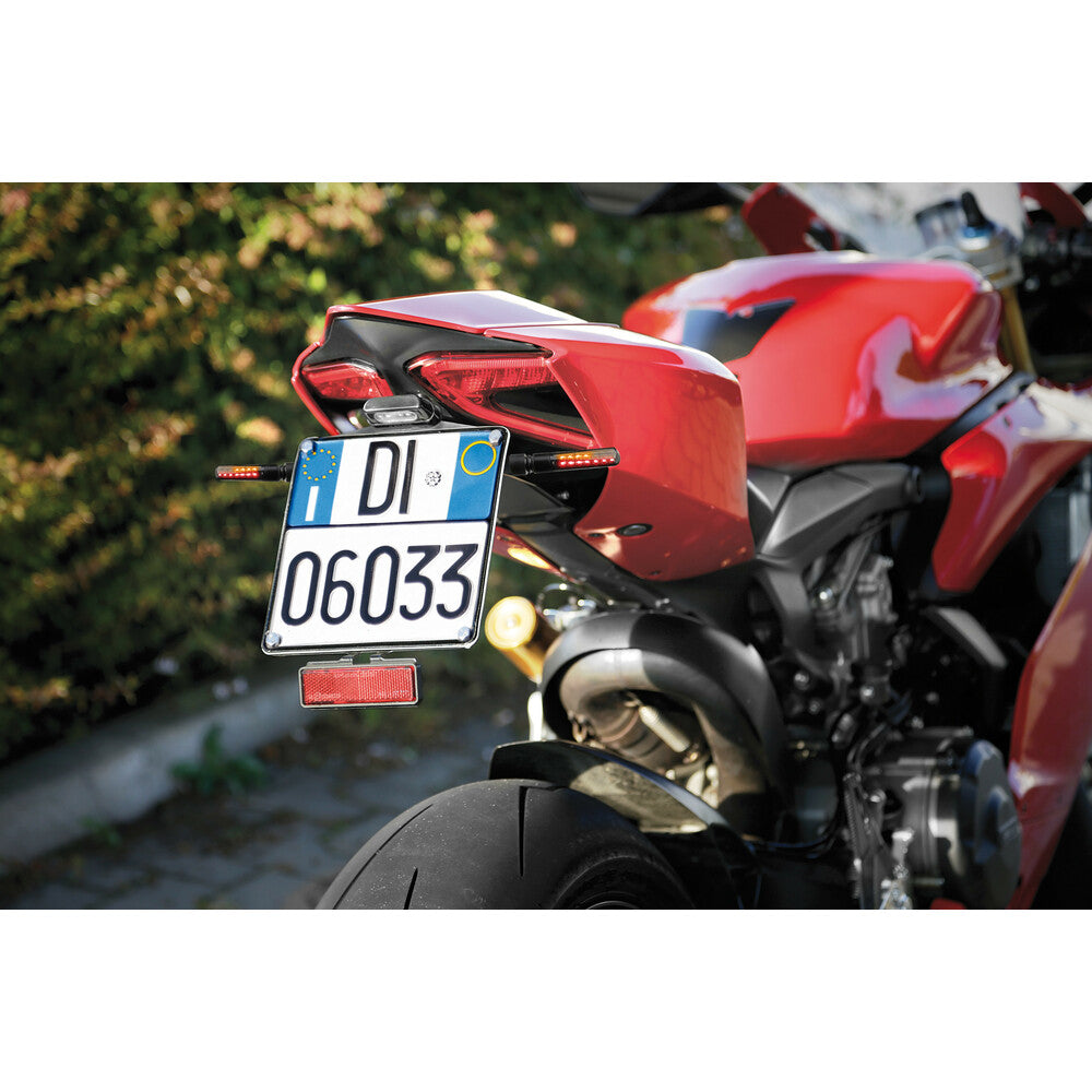 INTERMITENTES DE LED SECUENCIAL Y LUZ DE POSICIÓN/FRENO TRASERA LAMPA LINE SQ 12V