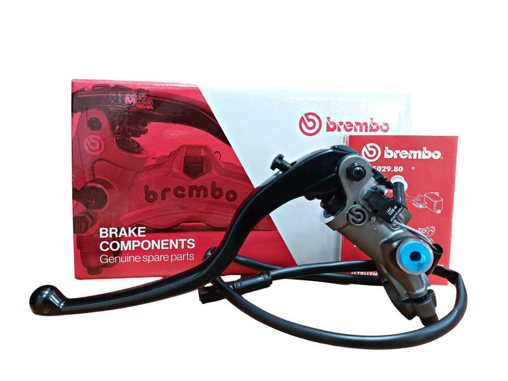 Bomba de freno Brembo Radial  18x21 OEM (910D54890)